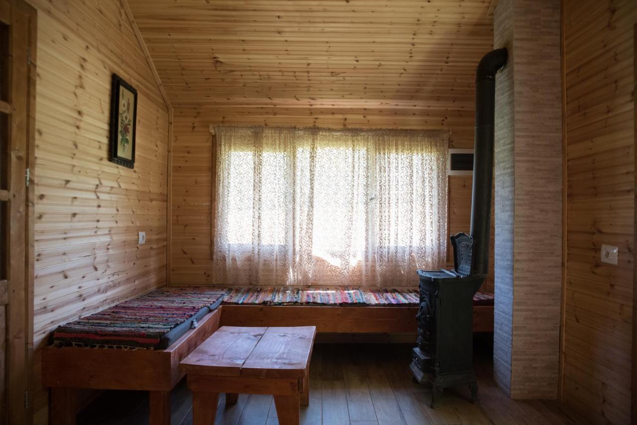 Farma Sotira Hotell Leskovik Exteriör bild