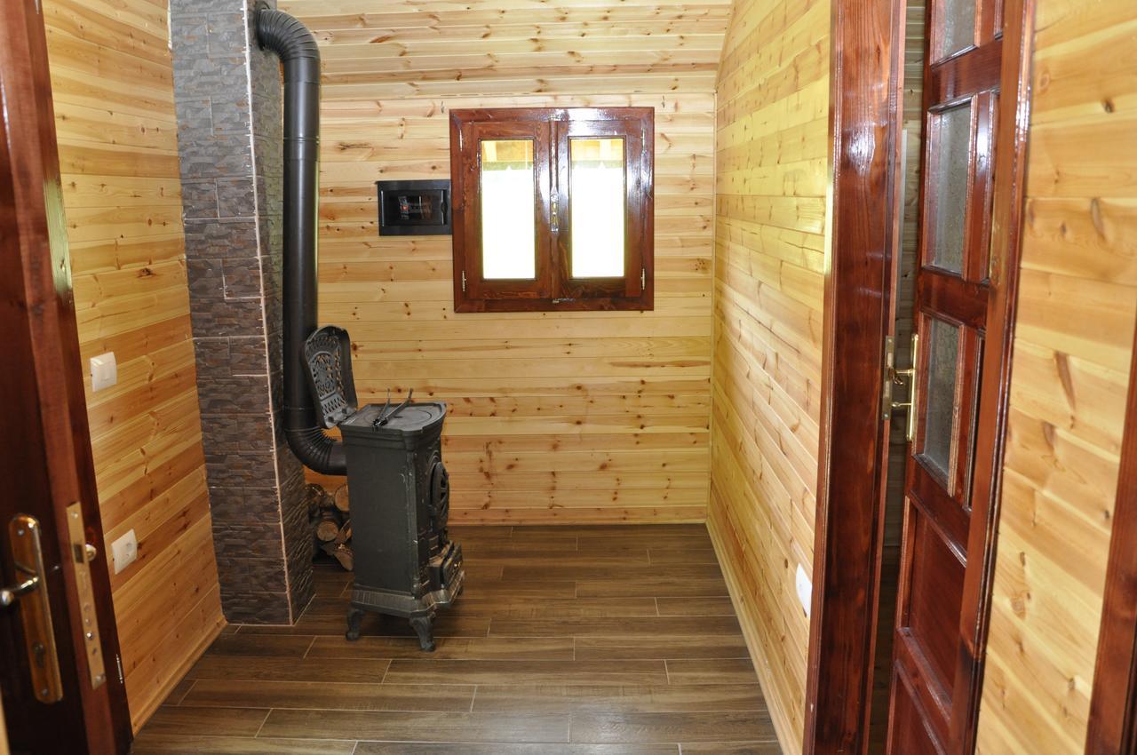 Farma Sotira Hotell Leskovik Exteriör bild