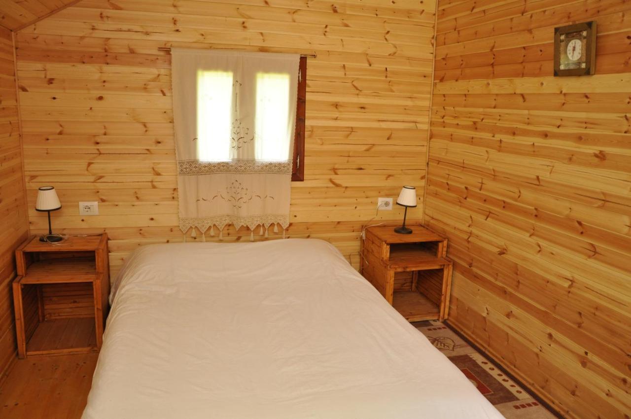 Farma Sotira Hotell Leskovik Exteriör bild
